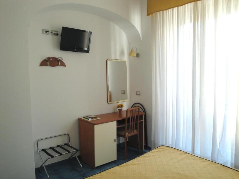 Meuble Casa Mannini Rooms Maiori Exterior foto
