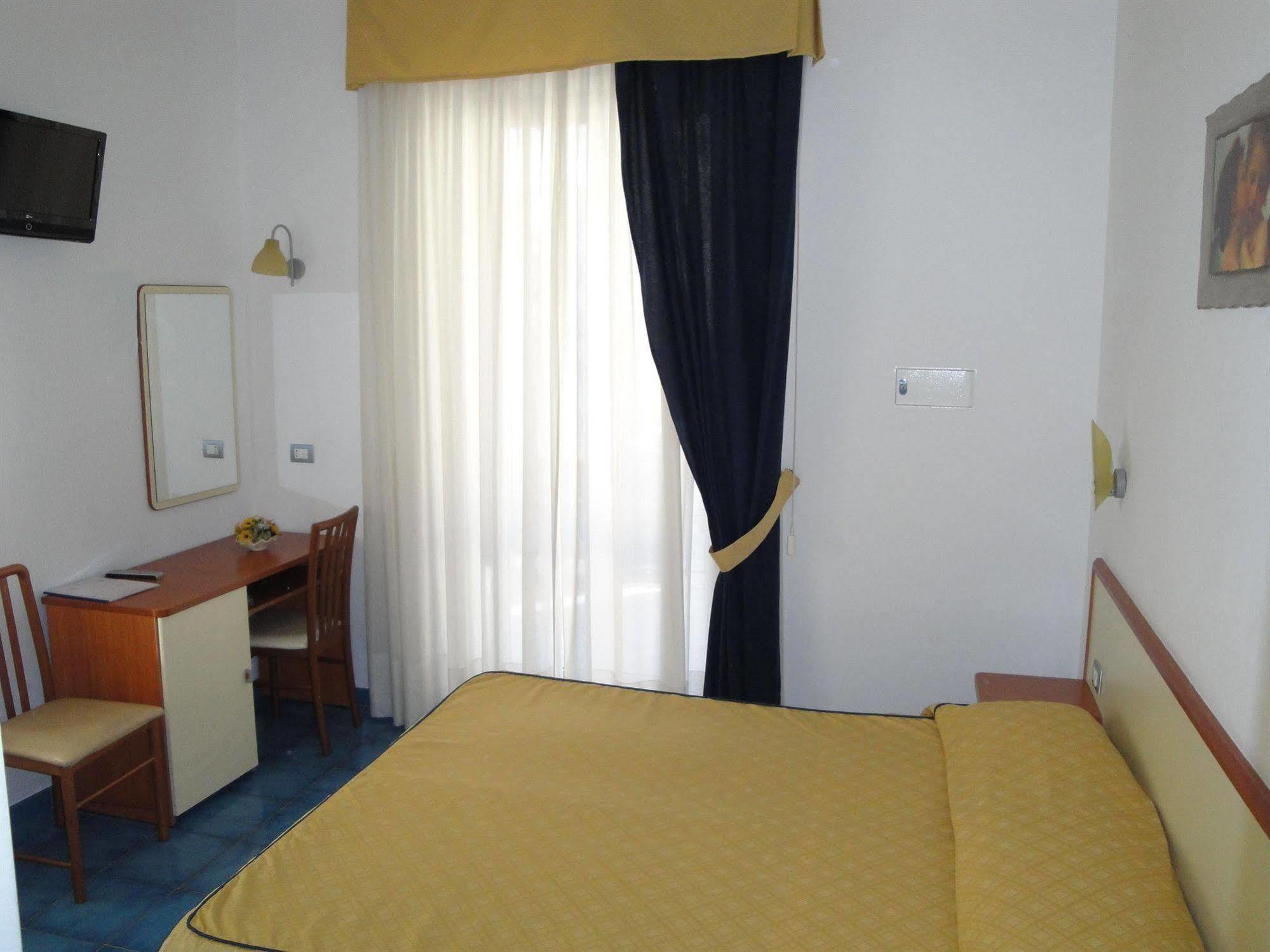 Meuble Casa Mannini Rooms Maiori Exterior foto