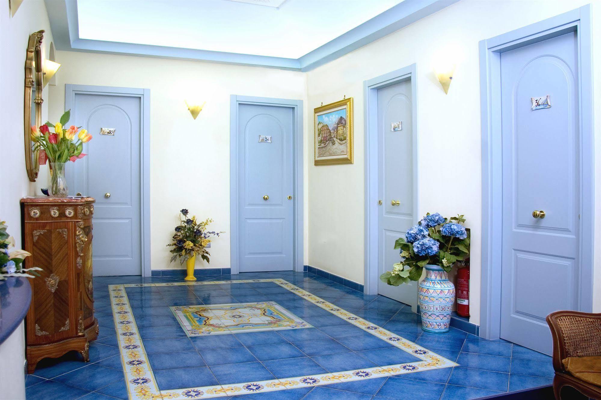 Meuble Casa Mannini Rooms Maiori Exterior foto